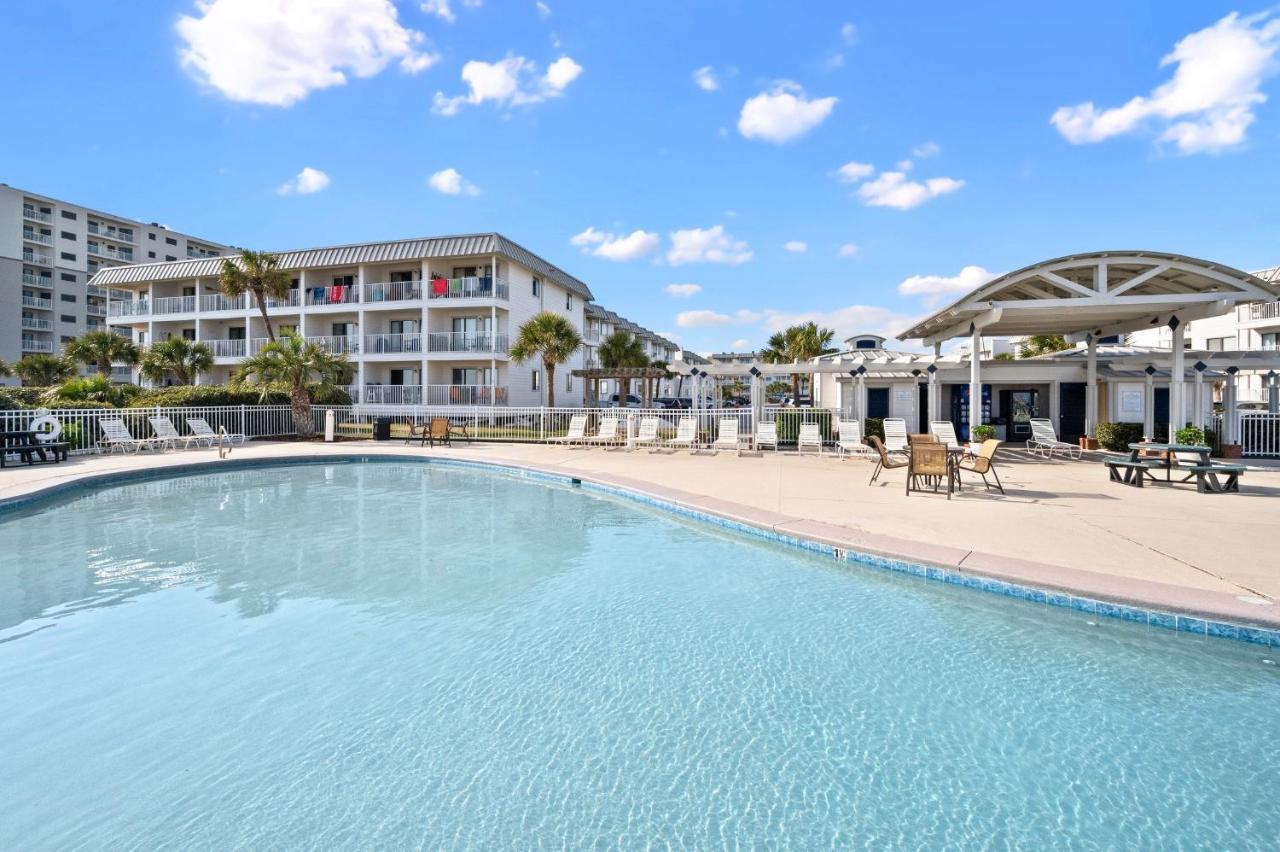 A Wave From It All Beach Resort Gulf Shores Exterior photo